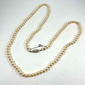 Stunning Vintage 925 Sterling Silver Glass Pearls Knotted Single Strand Necklace